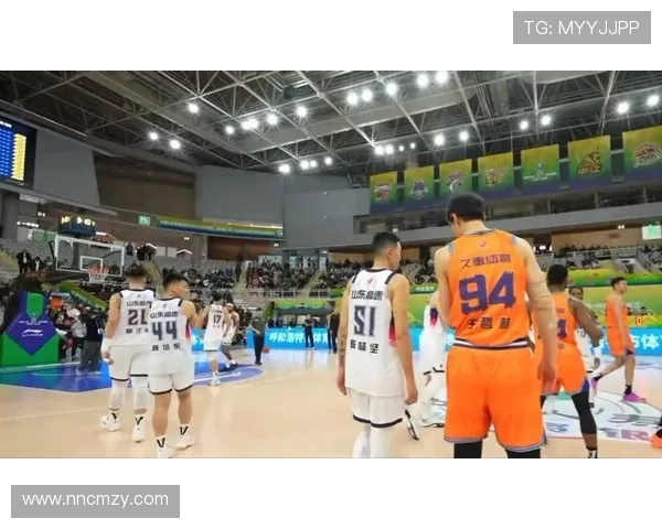 上海全队四人出色洛夫顿表现低迷